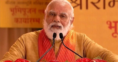 Netizens-Fires-On-Pm-Modi