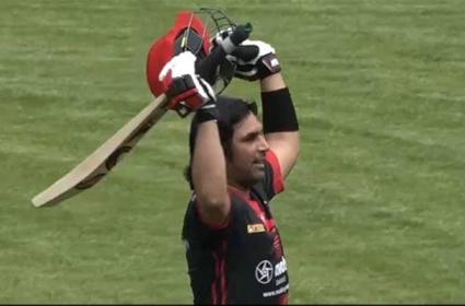Century in 28 balls .. Record-breaking batsman